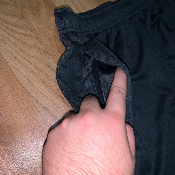 Nike Grey / Black Athletic Shorts Size Mens Medium - Picture 3 of 7